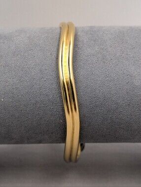 NWT Ben-Amun 24K Gold Plated Sculptural Status Texture Wavy Bangle Bracelet P004